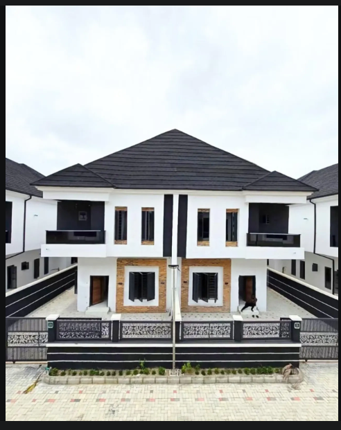 3 Bedroom House for Sale in Allen Avenue, Ikeja, Lagos | ₦180 Million