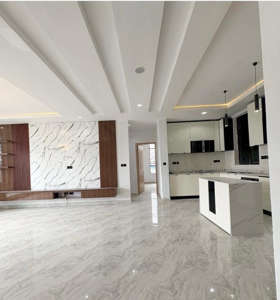 3 Bedroom House for Sale in Maryland, Ikeja, Lagos | ₦165 Million