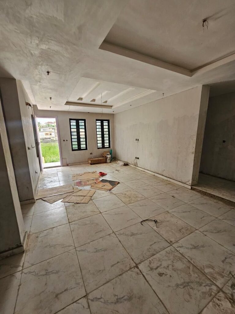 2 Bedroom Modern Apartment for Sale in Onigbogbo, Ikeja | ₦120 Million