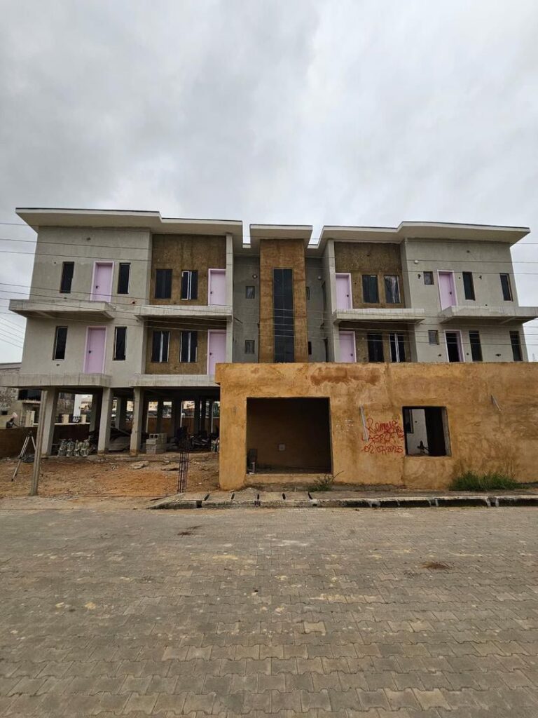 3 Bedroom Apartment for Sale in ikeja GRA ₦155 Million